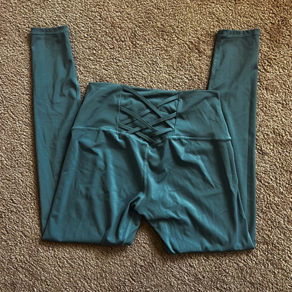 Blue workout leggings